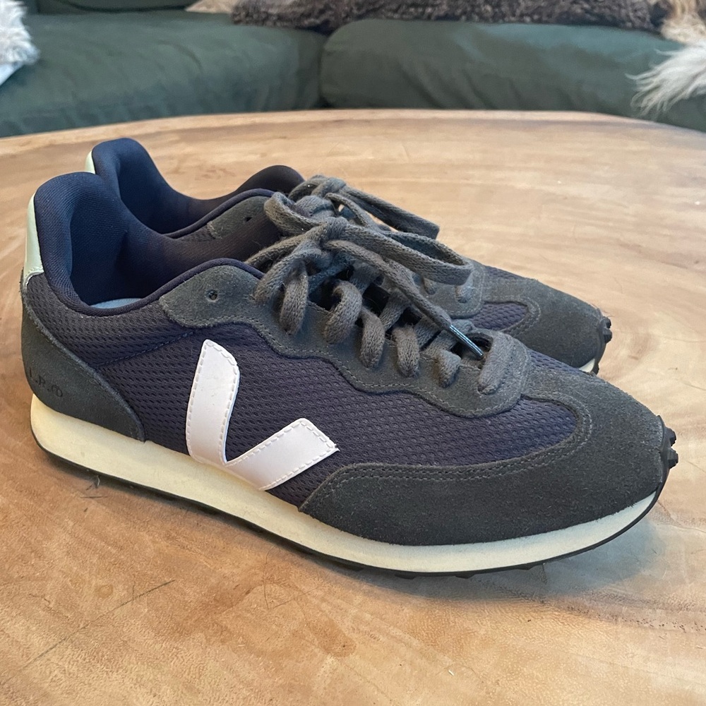Veja Rio Branco Sneakers - size 8